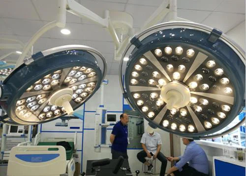 Montagem no teto, cabeça dupla ou luz de alta intensidade